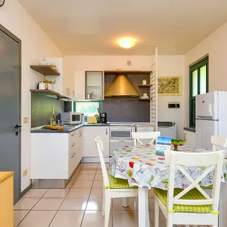 Apartment Il Porticciolo 1 *